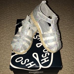 New Toddler Girl Size 7 Shoe